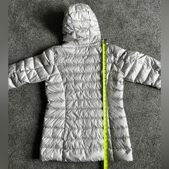 Eddie Bauer Women's Cirruslite Down Parka, Lt Gray Recycled, Large - Picture 5 of 10